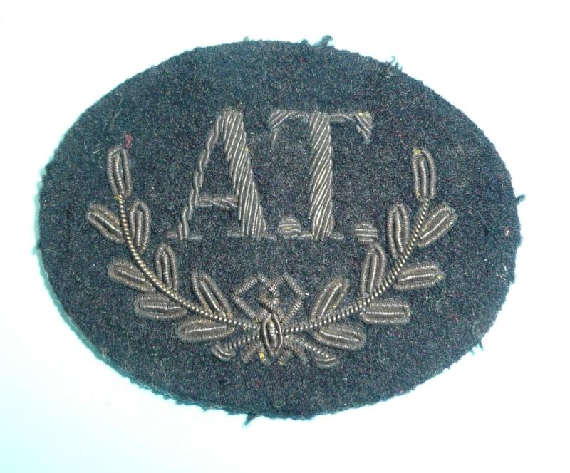 AT Anti-Tank Gunner No 1 Dress Bullion Embroidered Cloth Proficiency Trade Arm Badge