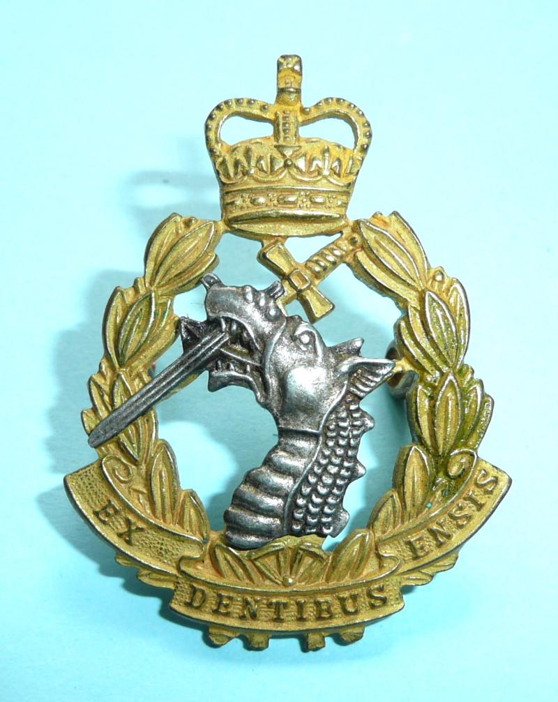 Royal Army Dental Corps Officer's Silver Plated and Gilt Cap Badge, QEII Issue
