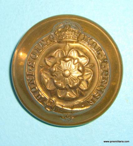 The Royal Fusiliers Regiment ( City of London Regiment ) Large Officers Gilt Brass Button ( 7th Foot) 