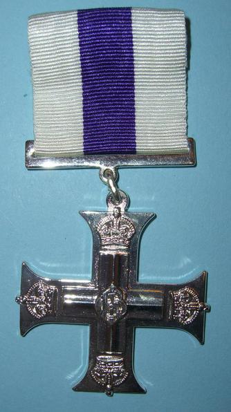 COPY GV (WWI era) Full size Military Cross