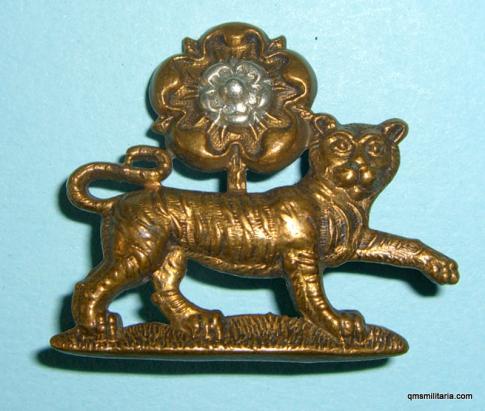 The York & and Lancaster Regiment Other Ranks Bi-Metal Collar Badge