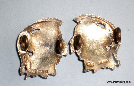 Artist Rifles ( 28th County of London Regiment ) Matched Facing Pair of Officers Solid Silver Collar Badges - Mappin & Webb, London