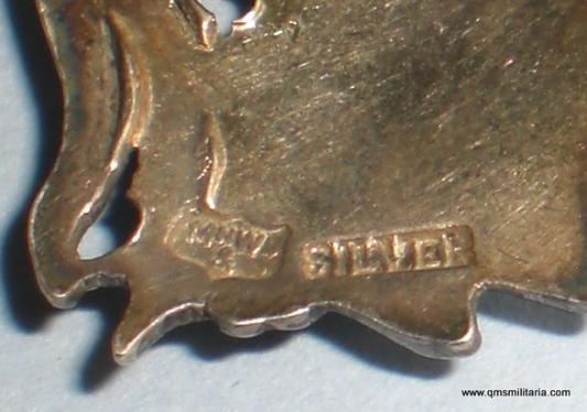 Artist Rifles ( 28th County of London Regiment ) Matched Facing Pair of Officers Solid Silver Collar Badges - Mappin & Webb, London