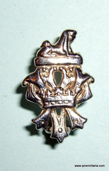 Royal Irish Fusiliers ( RIF ) Officer's silvered collar badge as worn on the frock coat