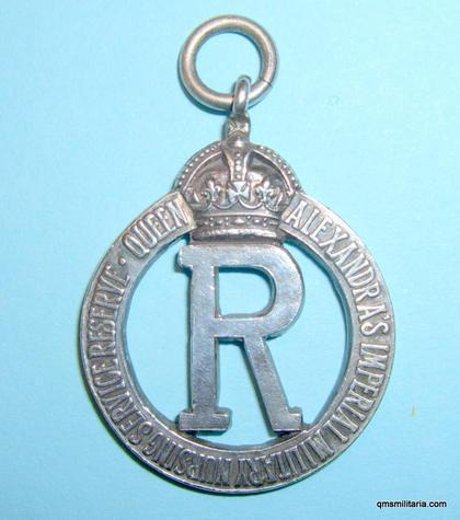 WW2 Queen Alexandra's Imperial Military Nursing Service Reserve QAIMNSR Medal Badge