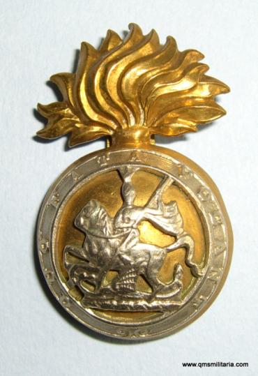 WW2 vintage Royal Northumberland Fusiliers ( RNF ) Other Rank's Bi-metal Cap Badge