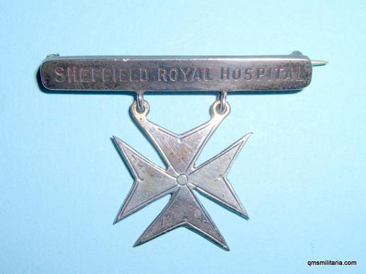WW1 era Sheffield ( Yorkshire ) Royal Hospital unmarked silver Nurses pin bar badge