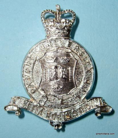 Oxford University OTC Anodised Aluminium AA Silver Cap Badge