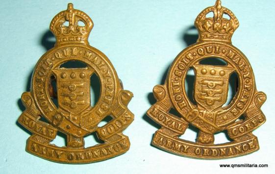 Pair of Royal Army Ordnance Corps ( RAOC ) Brass Collar Badges