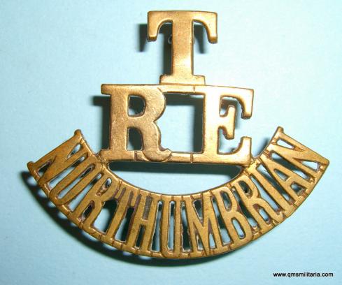 T / RE / NORTHUMBRIAN one piece brass shoulder title