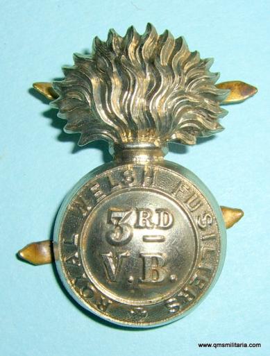 3rd Volunteer Battalion ( VB)  (Carnarvon) Royal Welsh Fusiliers  ( RWF ) White Metal Cap Badge, Blades, Wales