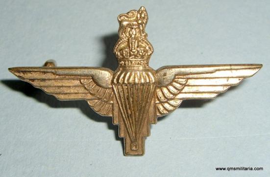 The Parachute Regiment Officer 's Silver Plated Collar Badge, King 's Crown 