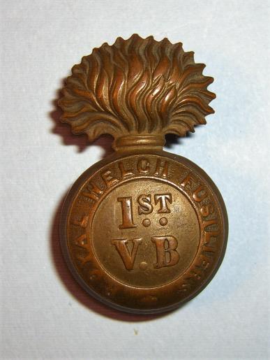 1st VB (Volunteer Battalion)  Royal Welsh Fusiliers (RWF)  ( Pre 1908 ) Bronze Cap Badge