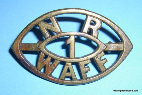 NR / 1 / WAFF 1st Bn Nigeria Regiment West African Frontier Force Brass Shoulder Title - Gaunt London