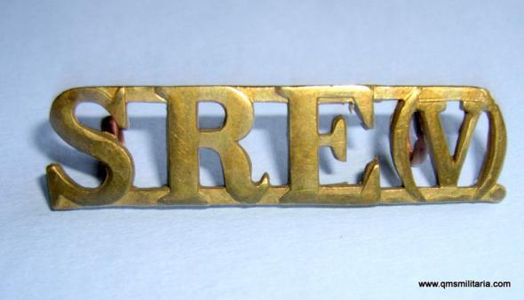 SRE ( V) Singapore Royal Engineer ( Volunteers ) Brass Shoulder Title