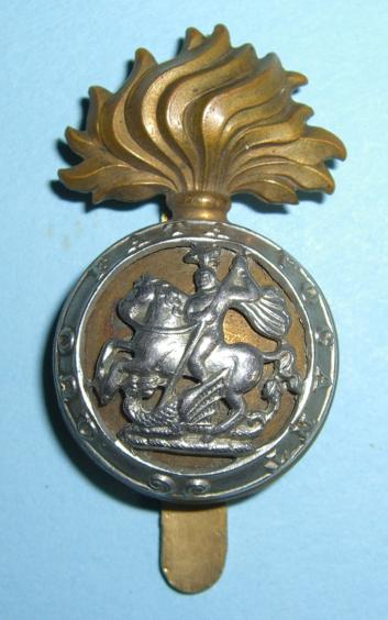 WW2 vintage Royal Northumberland Fusiliers ( RNF ) Other Rank's Bi-metal Cap Badge