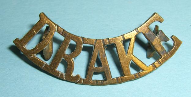 WW1 RND Royal Naval Division - Drake Battalion Brass Shoulder Title