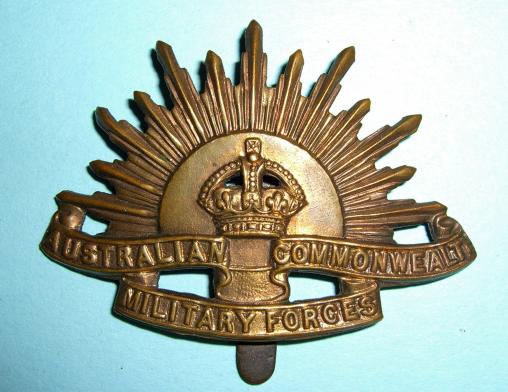 WW1 Australian Commonwealth Military Forces Rising Sun Cap Badge with Slider - British Manufacture