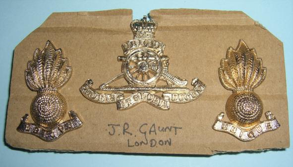 QEII Royal Artillery Anodised Small Beret Badge and Collar Set - all JR Gaunt London marked