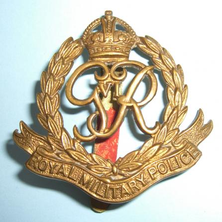 Scarce Royal Military Police ( RMP ) GVI Brass Gilding Metal Cap Badge with Royal in title, 1948 -1952 - Gaunt London