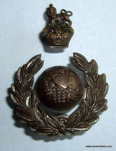 The Royal Marines ( RM ) Lovat two part matching Bronze QEII Cap Badge