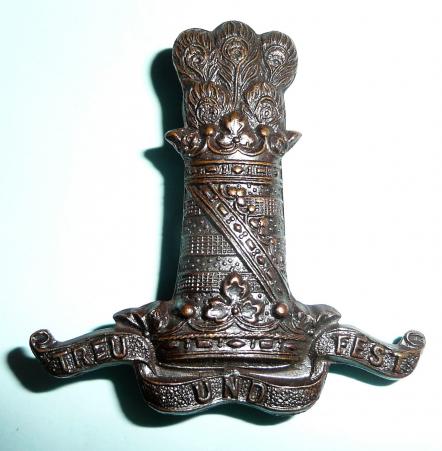 11th Hussars ( Prince Albert's Own ) Officer's OSD Bronzed Cap Badge ( Blades)
