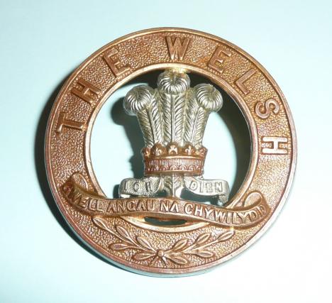 The Welsh Regiment FIRST PATTERN Bi-Metal Helmet Plate Centre (HPC)