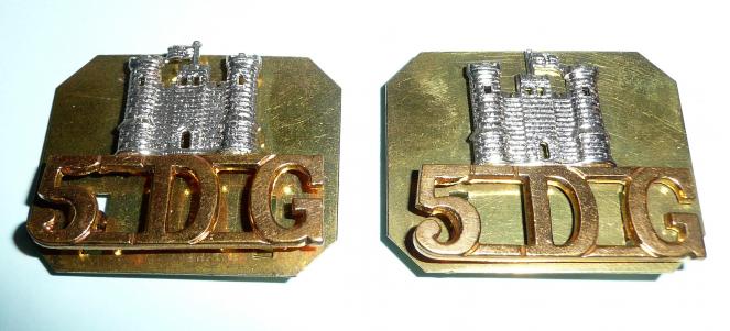 5th Dragoon Guards Matched Pair of Facing Bi Metal Shoulder Titles