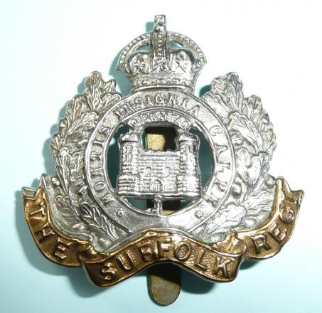 Scarce Suffolk Regiment Edwardian Bi-metal issue, two turret transition pattern Cap Badge