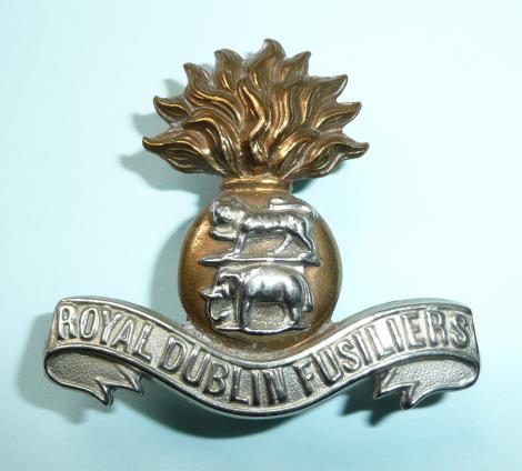 Royal Dublin Fusiliers ( RDF)  ( 102nd & 103rd Foot) Victorian / Edwardian Bi-metal cap badge