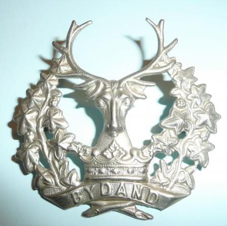 The Gordon Highlanders ( 75th & 92nd Foot) White Metal Glengarry Cap Badge