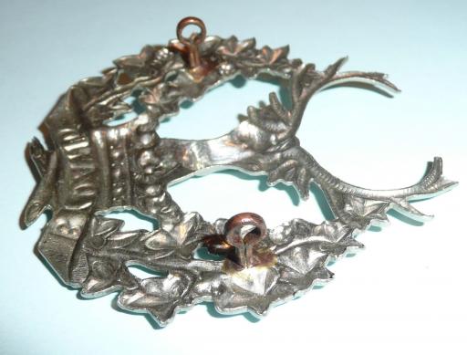 The Gordon Highlanders ( 75th & 92nd Foot) White Metal Glengarry Cap Badge