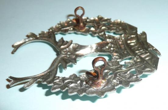 The Gordon Highlanders ( 75th & 92nd Foot) White Metal Glengarry Cap Badge