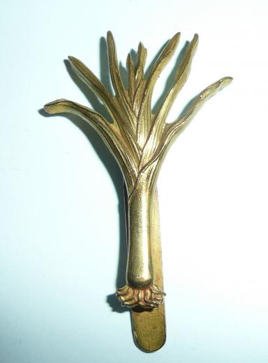 Welsh Guards Other Ranks Brass Gilding Metal Cap Badge