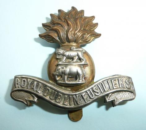 Royal Dublin Fusiliers ( RDF) ( 102nd & 103rd Foot)  Bi-metal cap badge