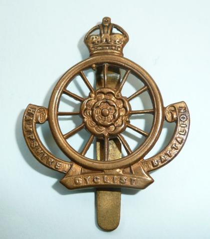 WW1 9th Battalion Hampshire Regiment ( Cyclists ) Brass Cap Badge