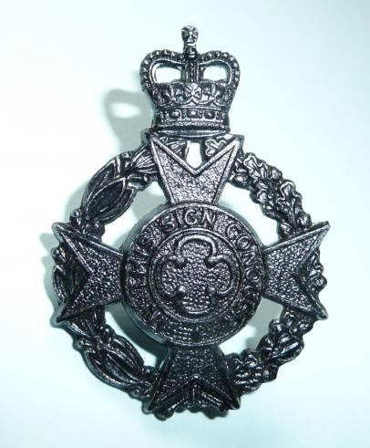 Royal Army Chaplains Department (RACHD) QEII Issue Officers Blackened Anodised Aluminium (aa) Cap Badge - Blades
