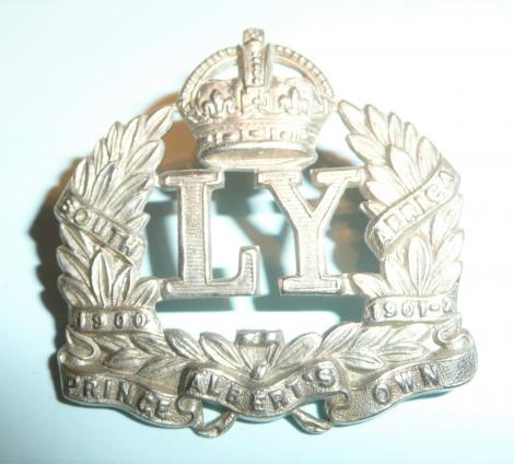 Rare Leicestershire Yeomanry White Metal Cap Badge