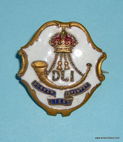 WW1 era Durham Light Infantry ( DLI ) White Enamel Sweetheart Brooch Badge Pin