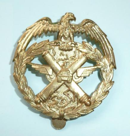 Kuwait Arm Forces Cap Badge - Beewyse London.