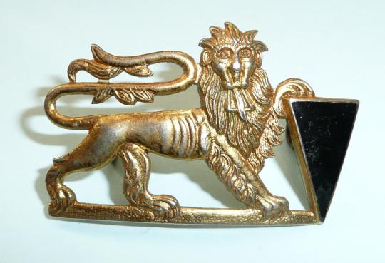 Unidentified European Military Cap Badge Nicely made Gilt Brass and Enamel