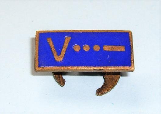 WW2 Home Front - Winston Churchills V For Victory Morse Code Patriotic Enamel Lapel Badge