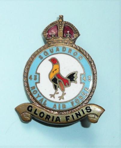 WW2 Royal Air Force (RAF) 43 Fighter Squadron Enamel and Brass Lapel Badge Sweetheart Brooch - The Fighting Cocks