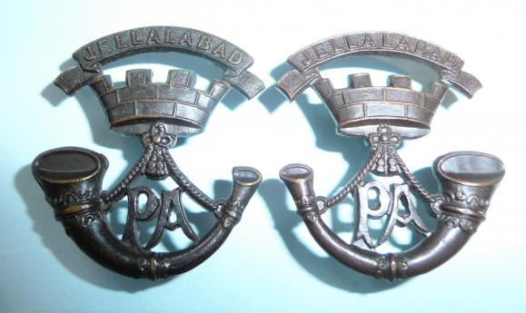 Somerset Light Infantry ( Prince Alberts) Pair of Facing Officers OSD Collar Badges - one maker marked Gaunt London