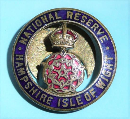 WW1 Hampshire & Isle of Wight National Reserve Enamel Lapel Buttonhole Badge