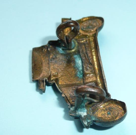 WW1 RNAS Officers Lanchester Armoured Car Bronze Collar Badge, right facing