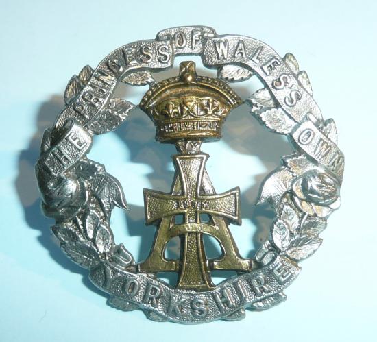 The Green Howards ( Alexandra, Princess of Wales's Own Yorkshire Regiment) (19th Foot) - 1st Pattern Other Ranks Bi-metal Cap Badge