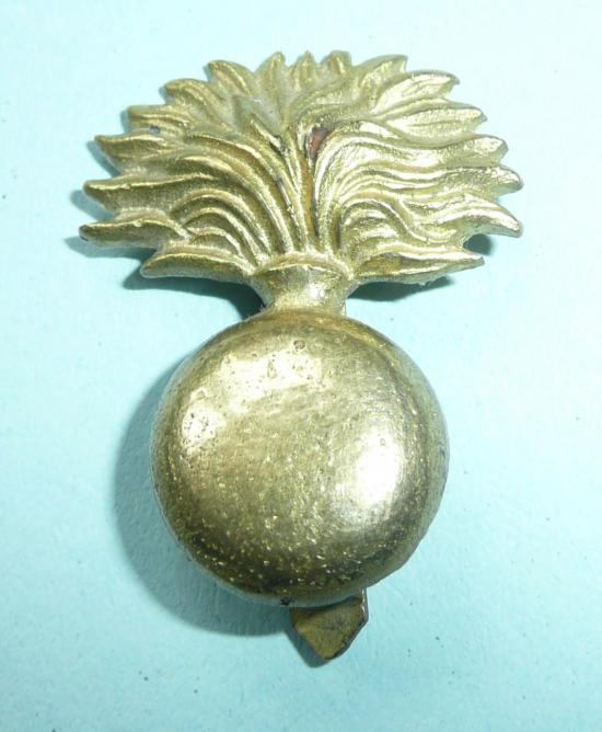 Colonial Militia or Volunteer Artillery Cast Brass Forage Cap Badge
