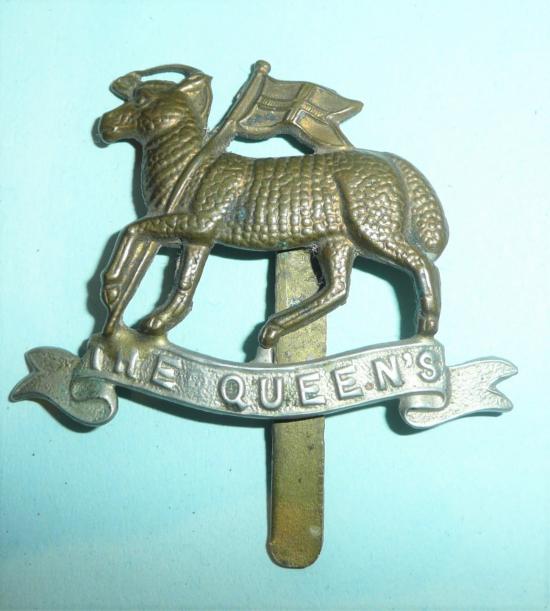 WW1 Queens Regiment (Royal West Surreys) Bi-Metal Cap Badge