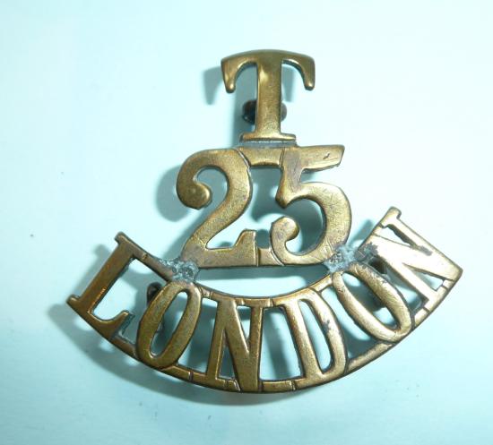 T/25/London (Cyclist) One Piece Brass Shoulder Title